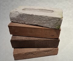 Gevelsteen waalformaat vuilwerk