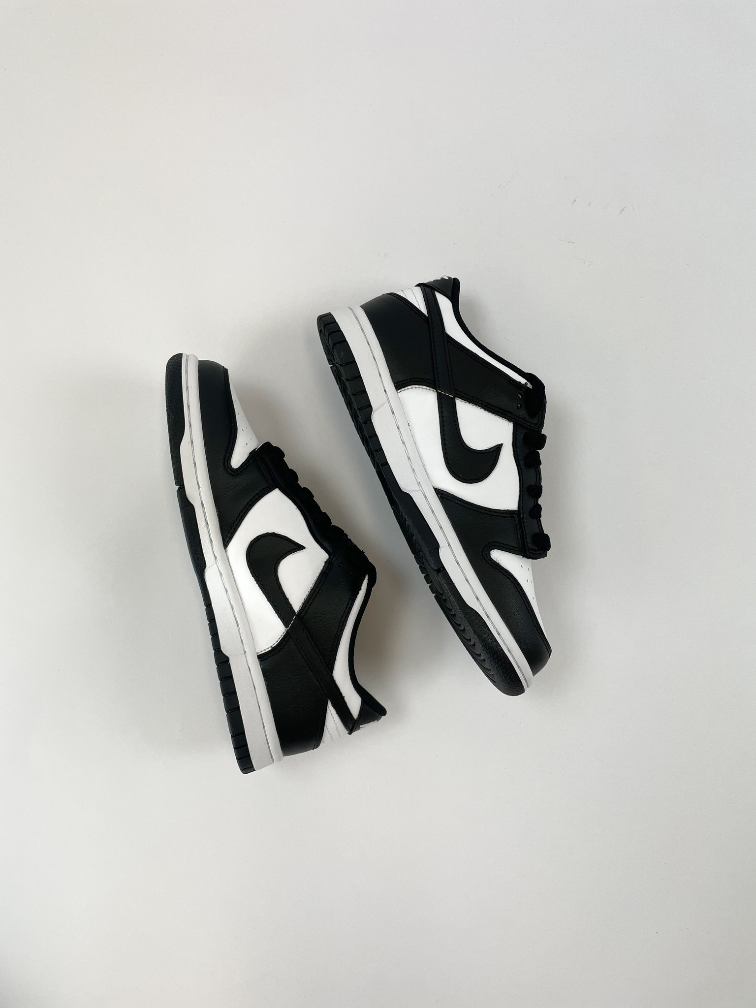 Nike Dunk Low Retro White Black