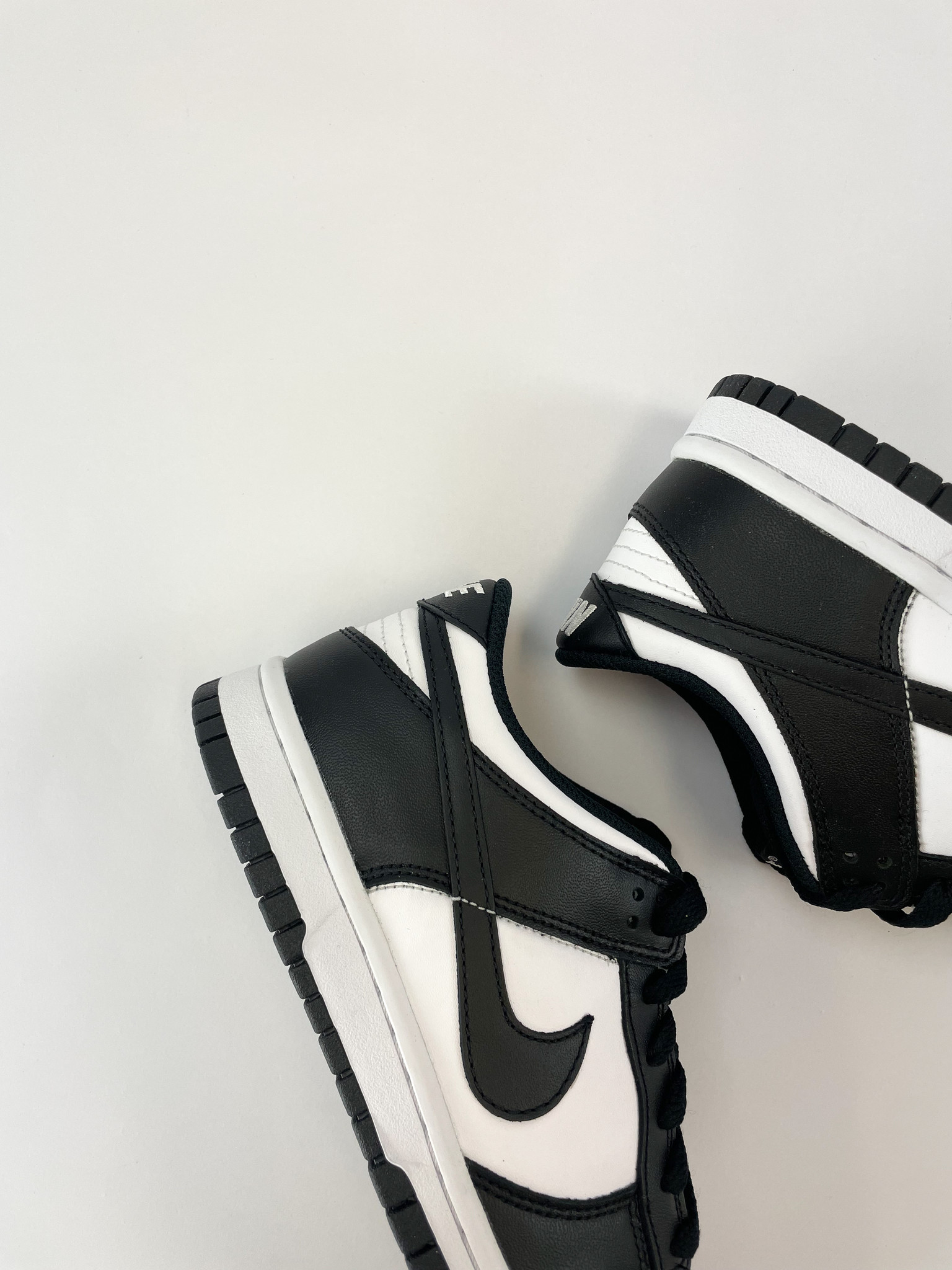 Nike Dunk Low Retro White Black