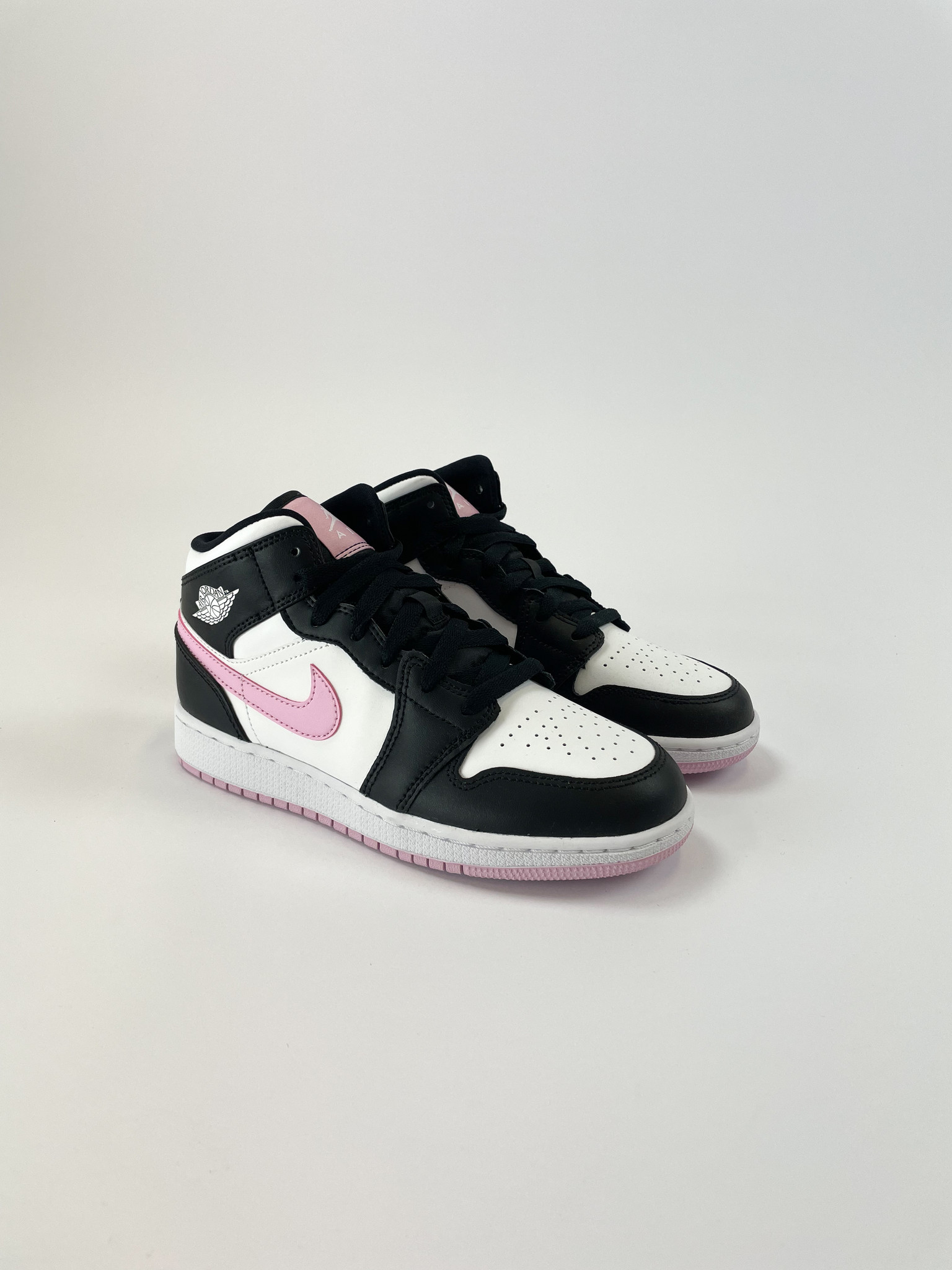 Nike Air Jordan 1 Mid White Light Arctic Pink