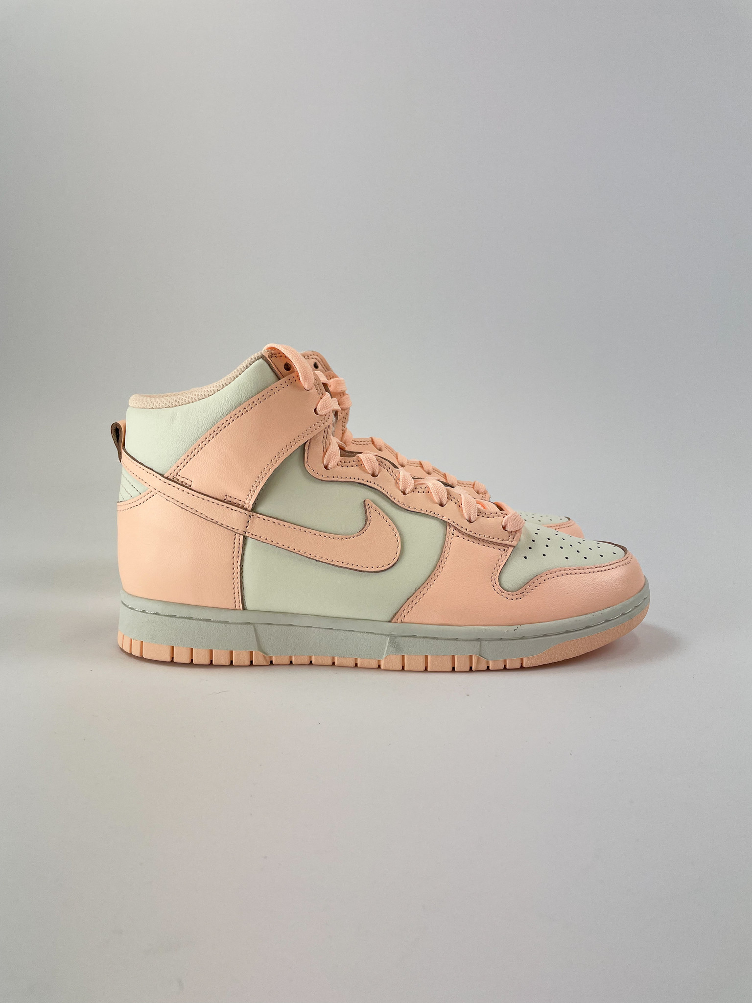 Nike Dunk High Sail Crimson Tint (W)