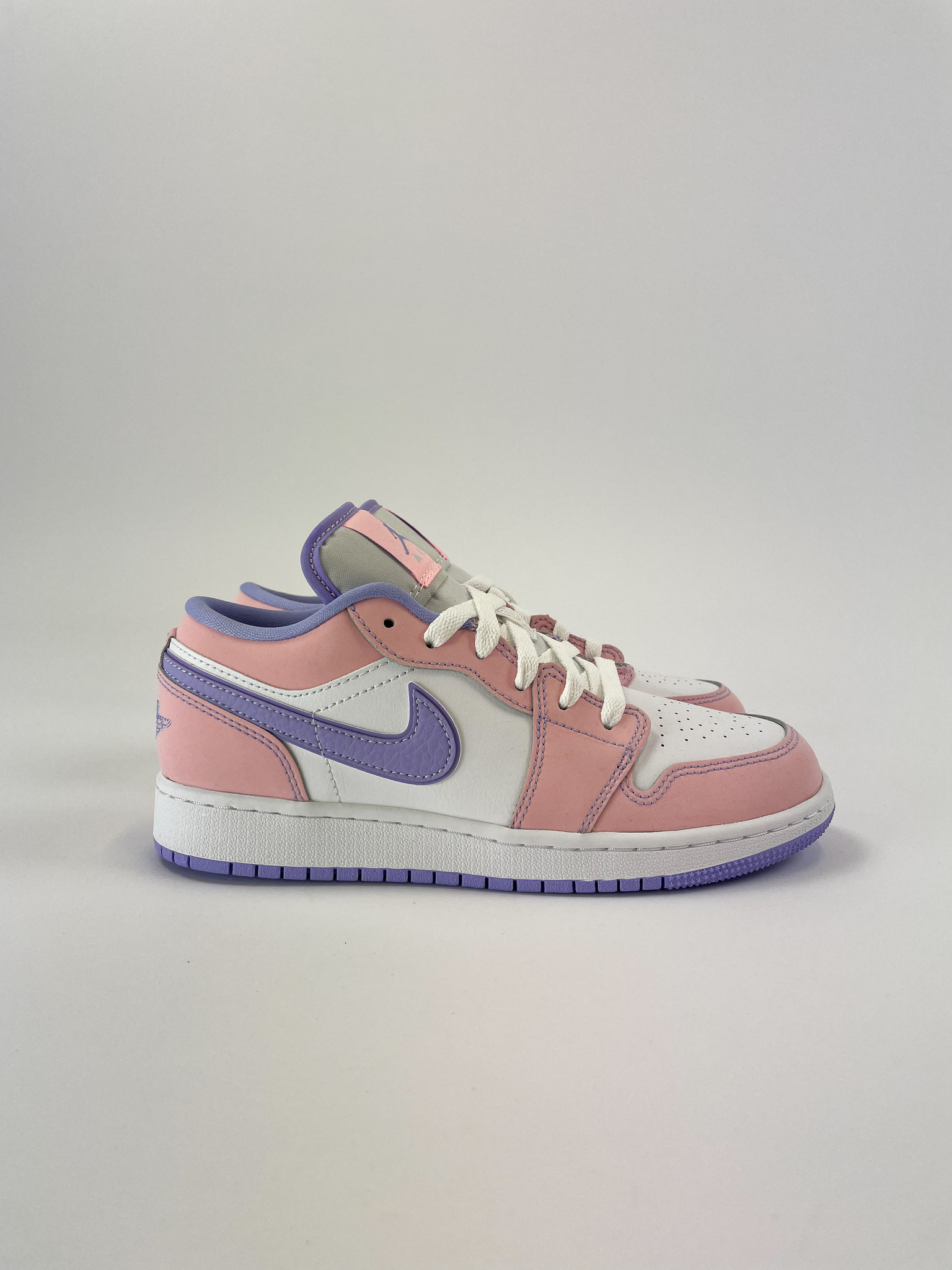 Nike Jordan 1 Low Arctic Punch