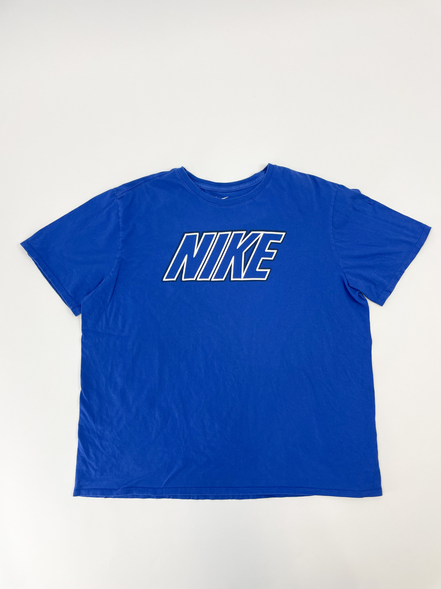 Nike Script Logo Tee 2XL (Fits XL)