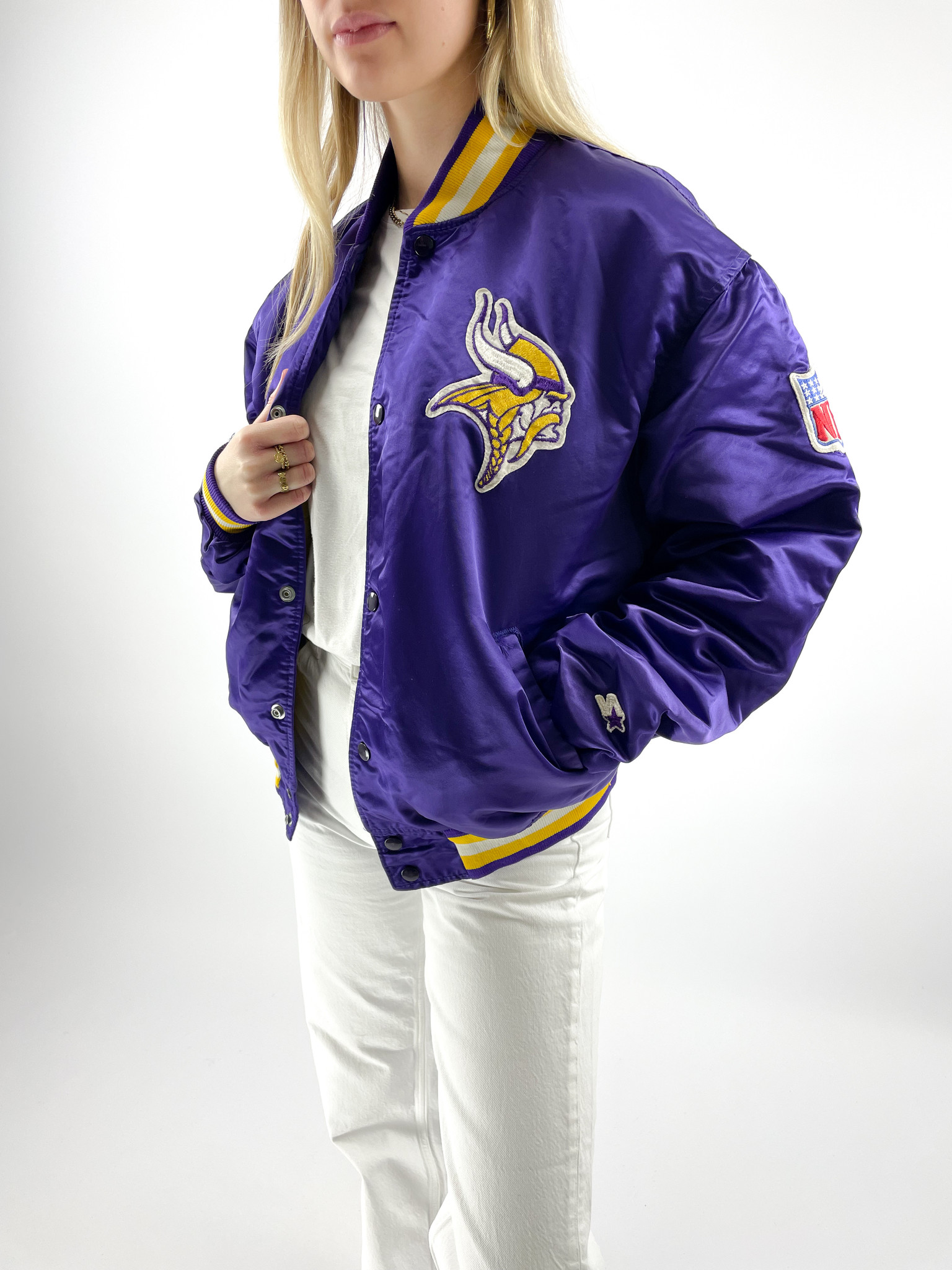 Minnesota Vikings Starter Classic Pullover Hoodie - Black