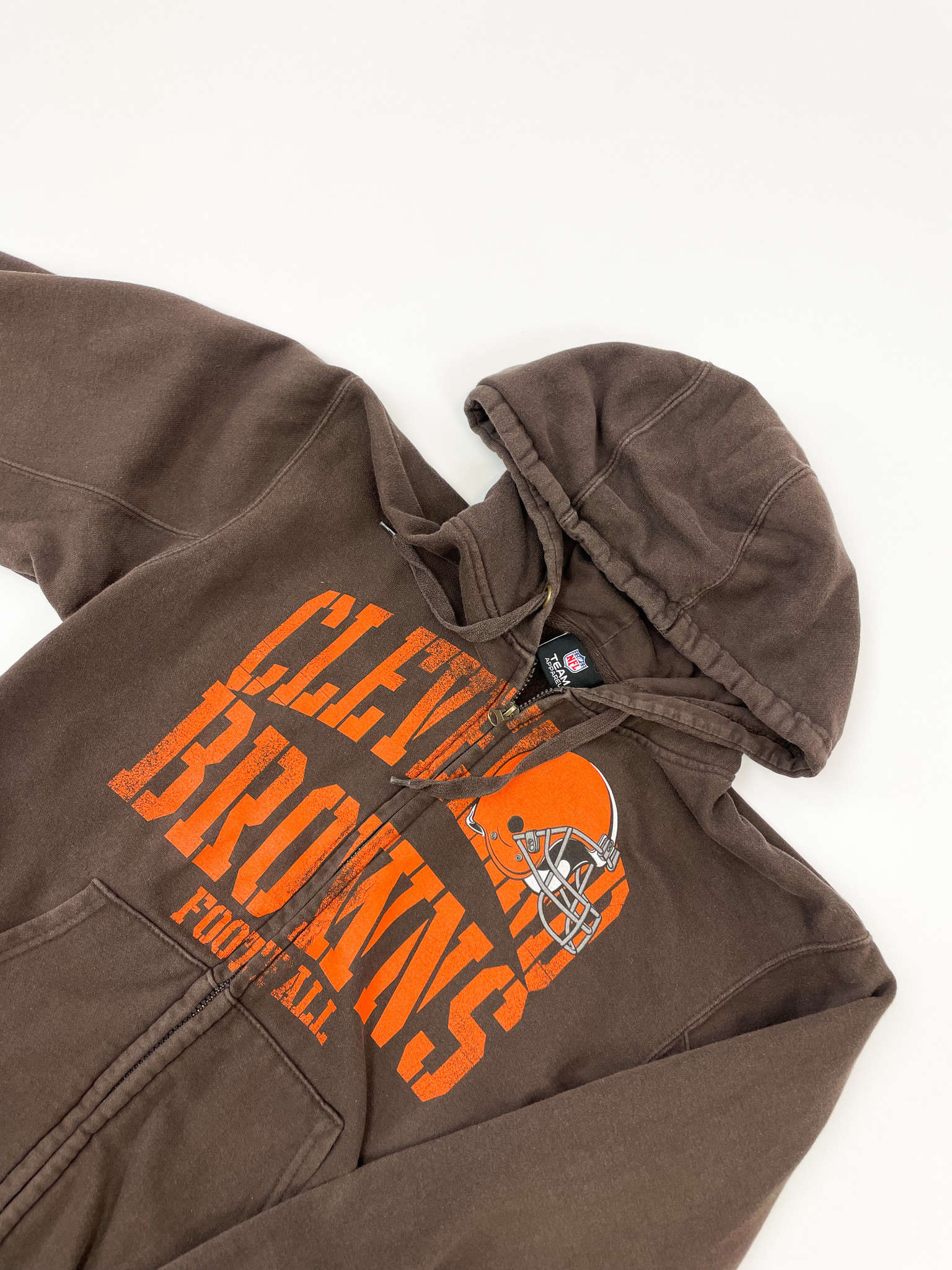 NFL Teams Cleveland Browns Zipper (Fits M)