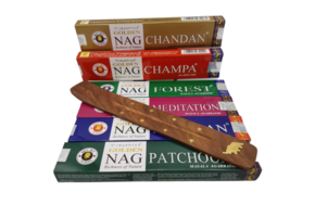 Golden Nag Wierook pakket met gratis wierookplankje