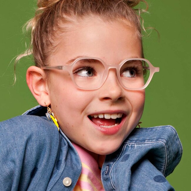 BBIG 242 - Milk - 532