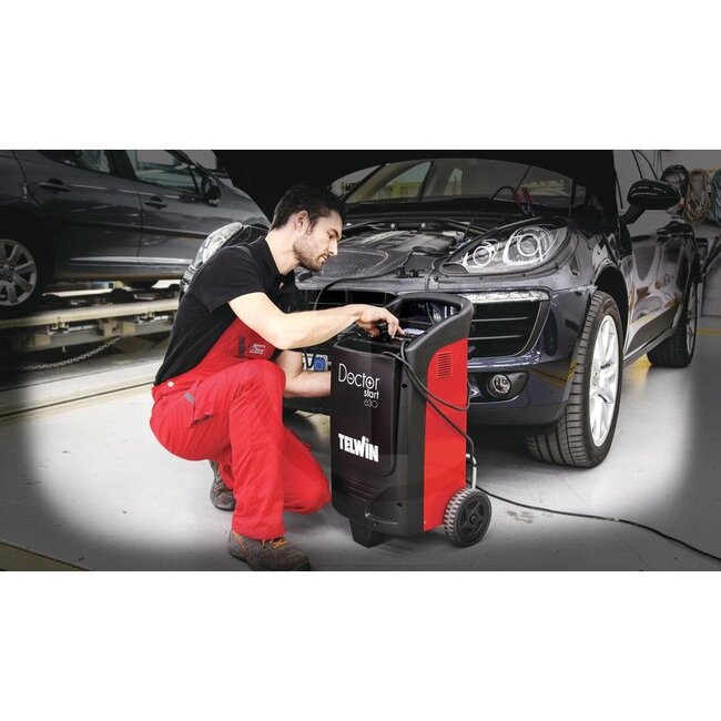 Telwin DOCTOR START 630 für 12/24 Volt Batterien des Typs WET, GEL, AGM, MF, PbCa, EFB und Li - 58500091, 829342 | Afmetingen L x B x H: 365 x 460 x 755 mm | Laadstroom: 70 A | Technische gegevens: • Automatisch laden en druppelladen met Pulse Tronic, • TEST-fun