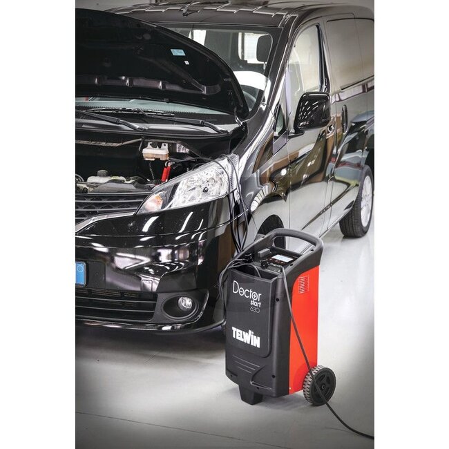 Telwin Starthilfe und Ladegerät DOCTOR START 630, 12 / 24 V, 70 A, 1550 Ah - 829342