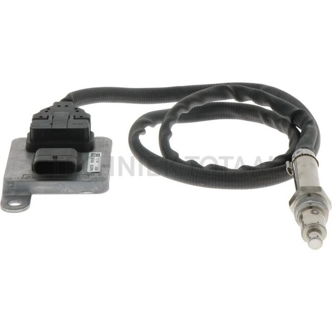 GRANIT NOX sensor on the catalytic converter outlet, 5-pin, Length 915 mm - 38017896, 84422750 | To fit: Case IH, New Holland, Steyr | Installation location: At the catalytic converter outlet | Cable length: 915 mm