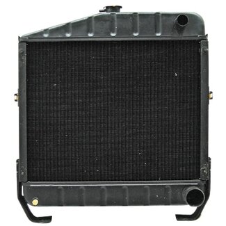 GRANIT Radiateur hoogte 590 mm, breedte 550 mm, met dop Case IH 644 - 856 XL