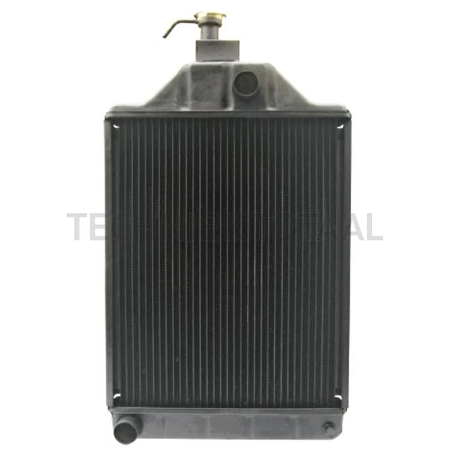 GRANIT Radiateur Massey Ferguson 270–290, 283, 670, 675 - 74715032, 3820620M91, 1669650M94, 1669648M94, 1669648M95, 1669649M92