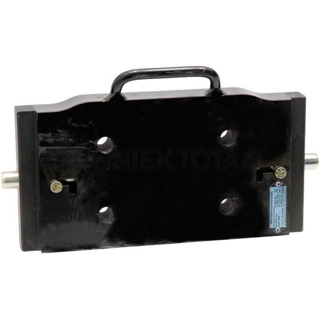 Walterscheid Adaptor plate - 770KUP329-45/30 | Rail width: 330 mm | Guide width: 30 mm | Detent pin Ø: 20 mm | Load capacity: 2800 kg | D-value: 89,3 kN | Hole pattern: 140 x 80 mm | Hole: M20 mm | Colour: Black | Description: The coupling plate is a height-adjustable