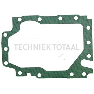 Gasket between manual transmission and differential gear