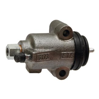 Radbremszylinder Ø 34,92 mm, DOT 4, mit Kolbenstange Steyr 667, 680