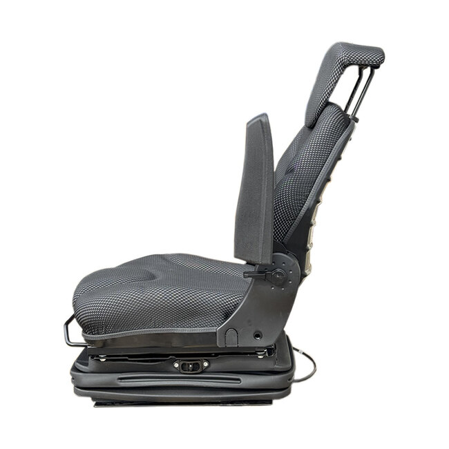 METARO Luchtgeveerde trekkerstoel met stoffen bekleding - Case IH serie B, C, CS, CVX, CX, D, Farmall, Magnum, Maxxum, MX, MXM, MXU, Puma, Puma CVX, Steiger, STX