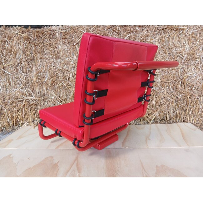 Güldner Seat with red cushion