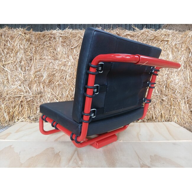 Güldner Seat with black cushions