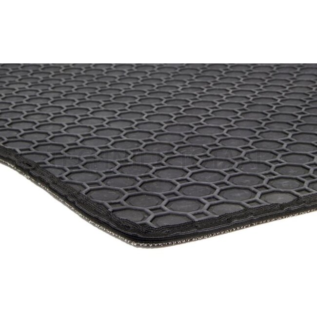 GRANIT Rubber floor mat - 654950624 | Material: Rubber | Colour: Black | Type: 5 D Keyline 5070/5080/5090/5100 | Dimensions: 18 x 75 mm | Technical data: • High-quality rubber material | • Non-slip | • Antistatic | • Dirt-repellent | • Weather-resistant | •