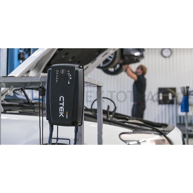 CTEK Ladegerät PRO25SE EU 12 / 24 V, 25 A, 40 - 500 Ah | 40-197