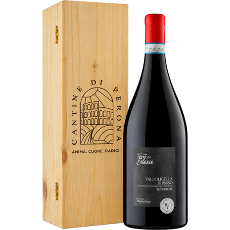 Torre del Falasco Torre del Falasco Valpolicella Ripasso Superiore 2020 Magnum in kist Torre del Falasco Torre del Falasco Valpolicella Ripasso Superiore 2020 Magnum in kist