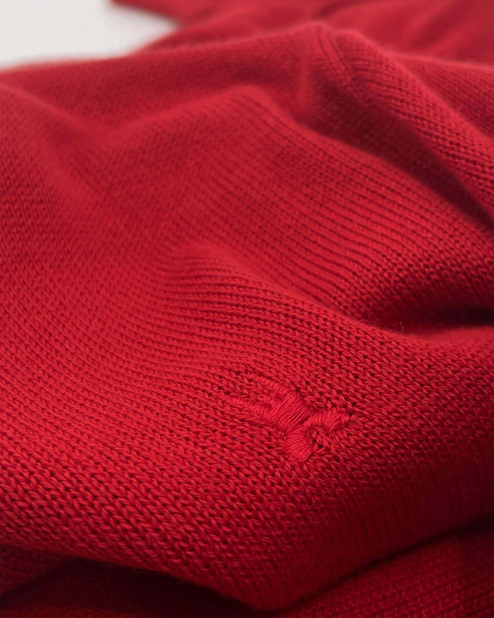 Der Schooner-Pullover mit V-Ausschnitt True Red