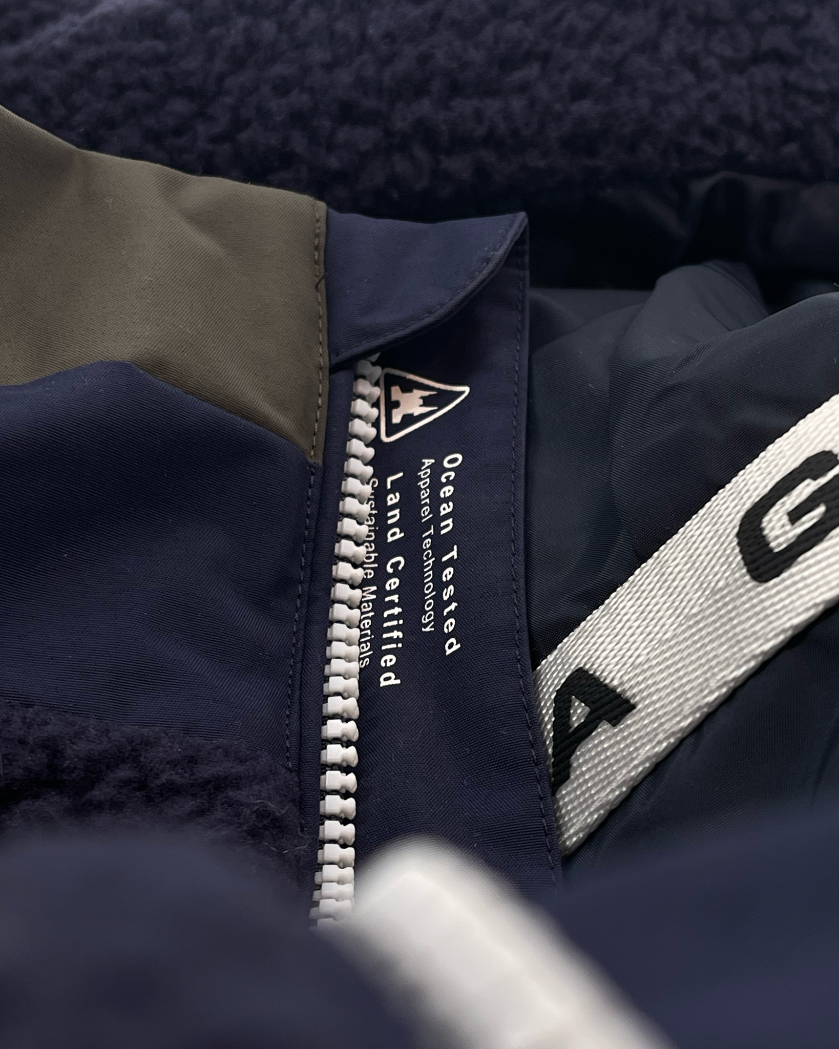 The soft Polarstar fleece vest Navy