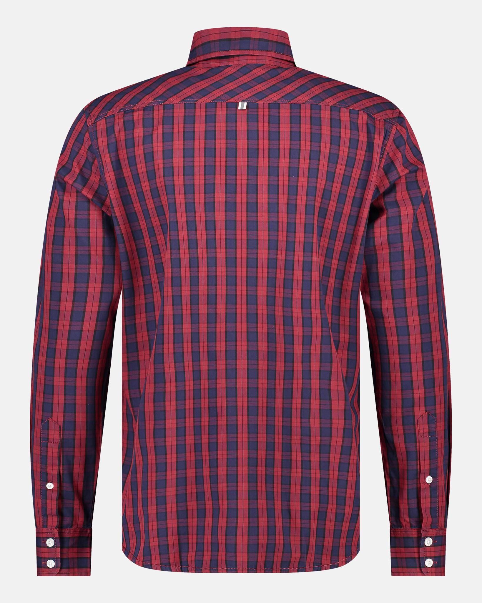 Regular fit 100% cotton, yarn dyed check shirt with button-down collar and contrast embroidered trademark logo on chest