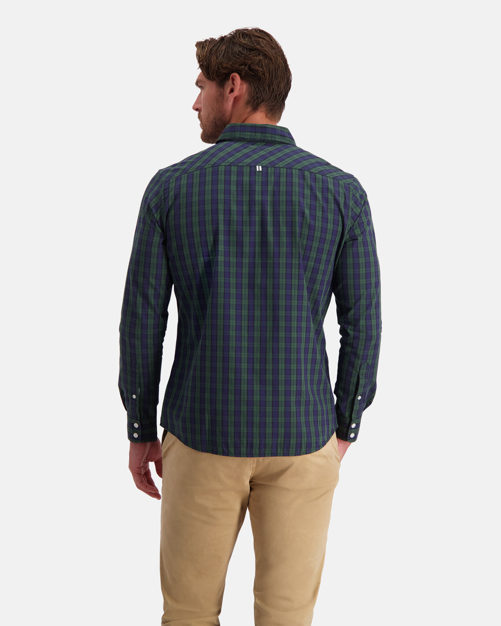 Regular fit 100% cotton, yarn dyed check shirt with button-down collar  and contrast embroidered trademark logo on chest