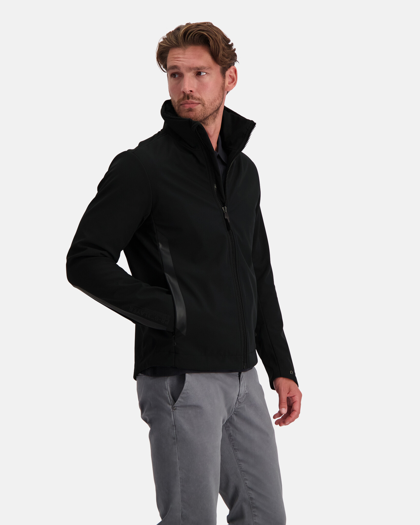 3Layer, water repellent, windproof and breathable soft shell jacket for medium protection