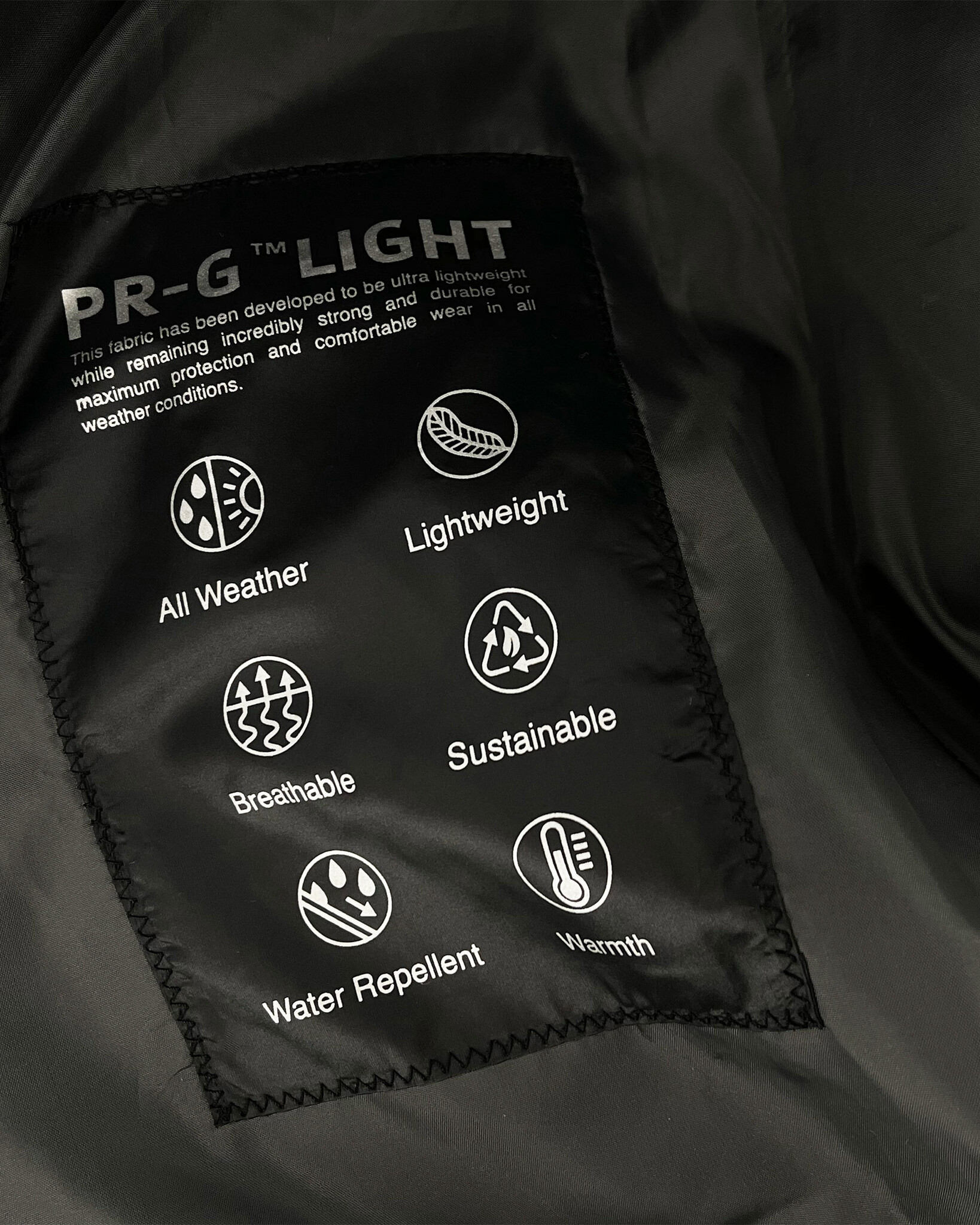 Mens Lightweight, water repellent bodywarmer with 100% recycled fabric and REPREVE®  filling