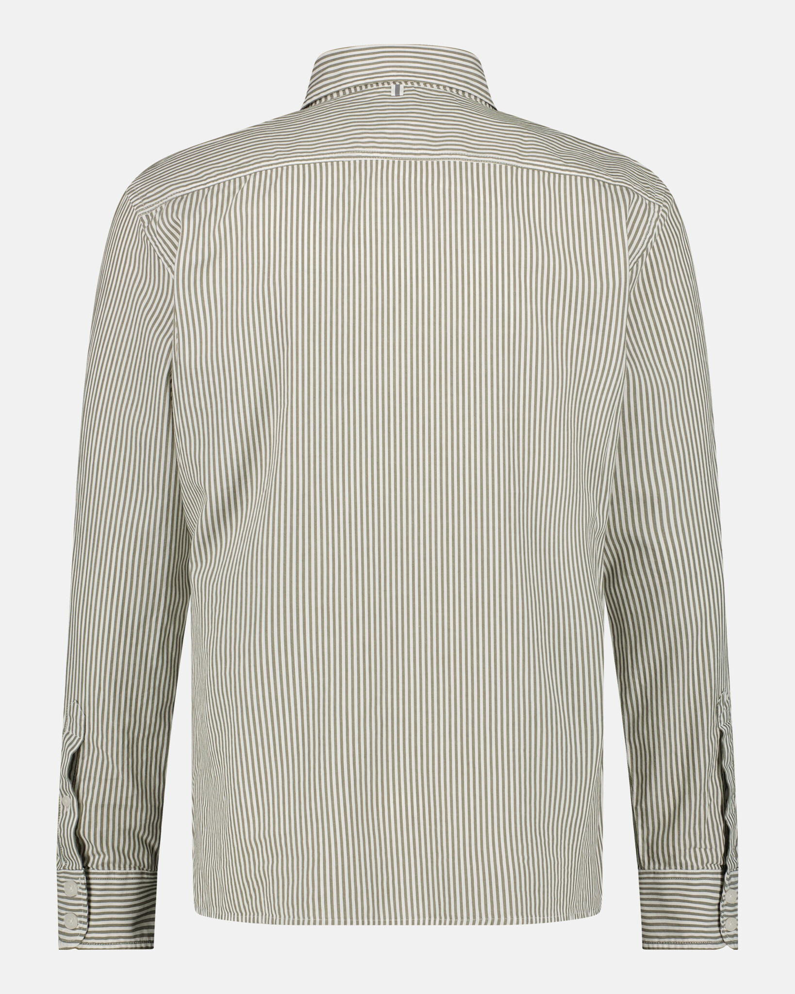 Regular fit 100% cotton, stripe shirt with textured artwork