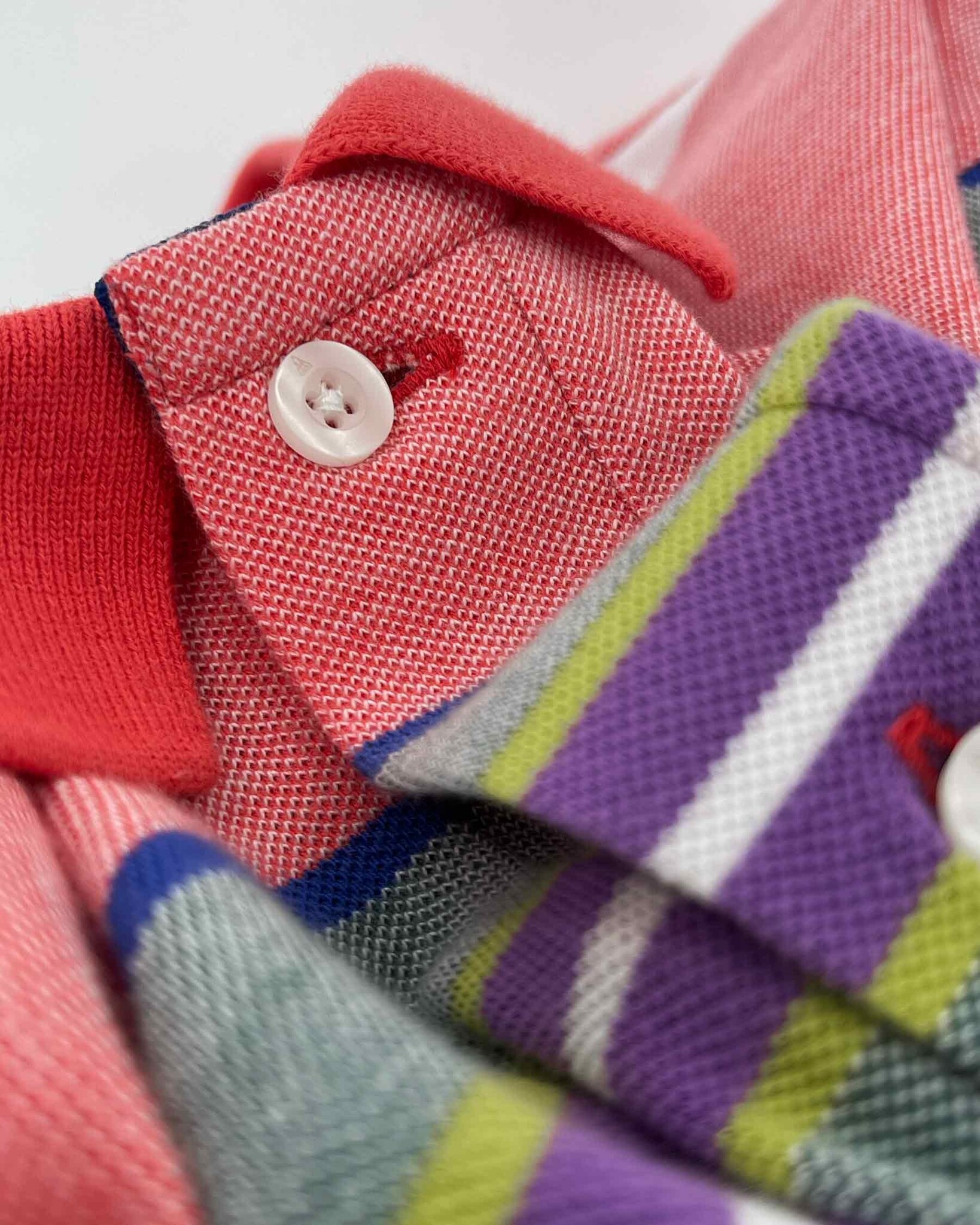 Rodger' Regular Casual Piqué Polo with Vibrant Stripes and Embroidered Detail