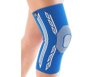 Airflow Plus stabiliserende knie support met siliconen patella kussen