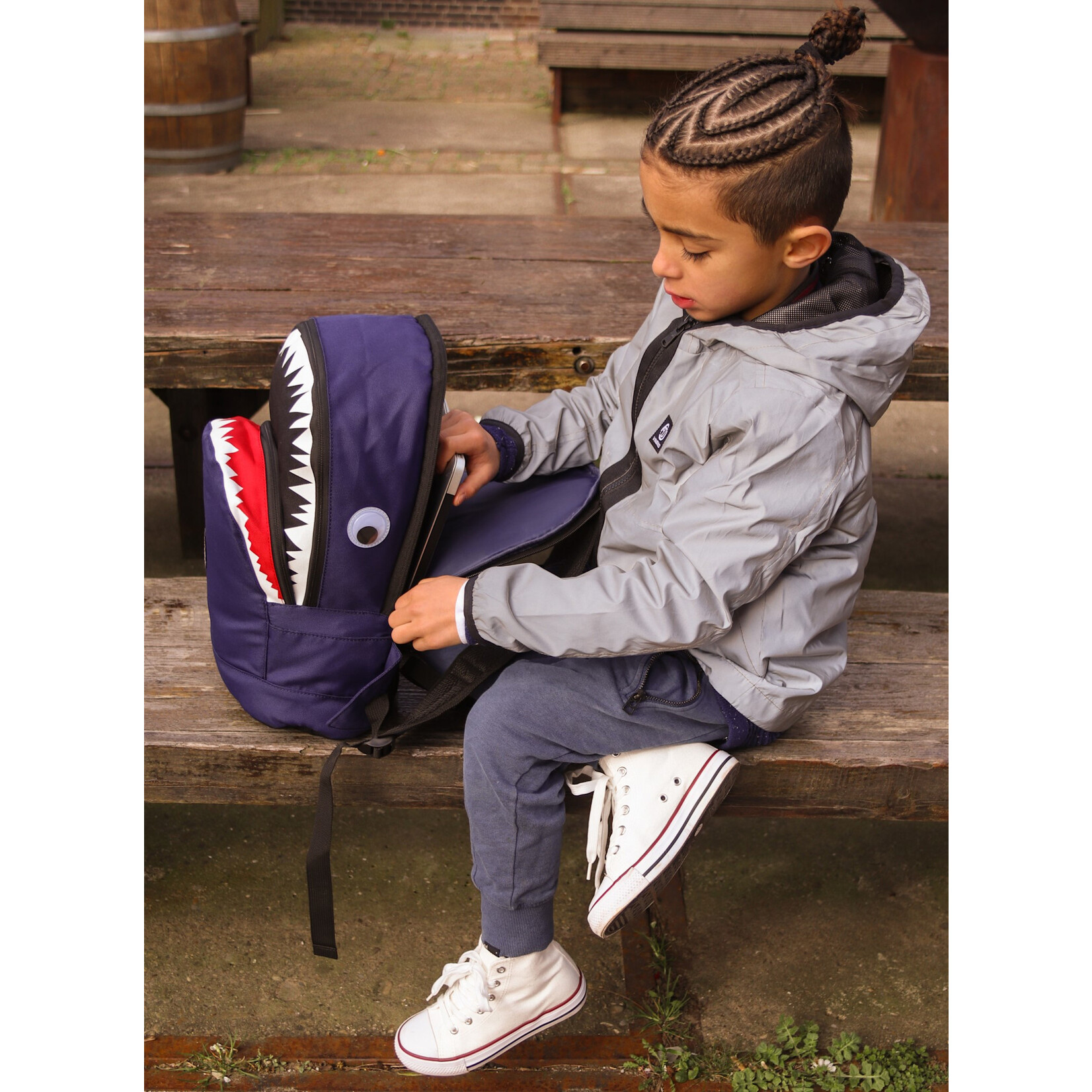 Pick & Pack Shark Shape Backpack M / Navy