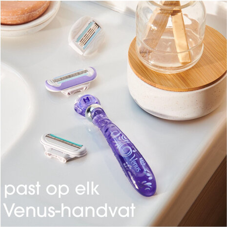 Gillette Gillette Venus Deluxe Smooth Swirl - 3 Stuks Gillette Gillette Venus Deluxe Smooth Swirl - 3 Stuks