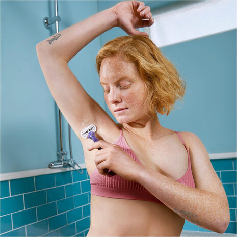 Gillette Gillette Venus Deluxe Smooth Swirl - 3 Stuks Gillette Gillette Venus Deluxe Smooth Swirl - 3 Stuks