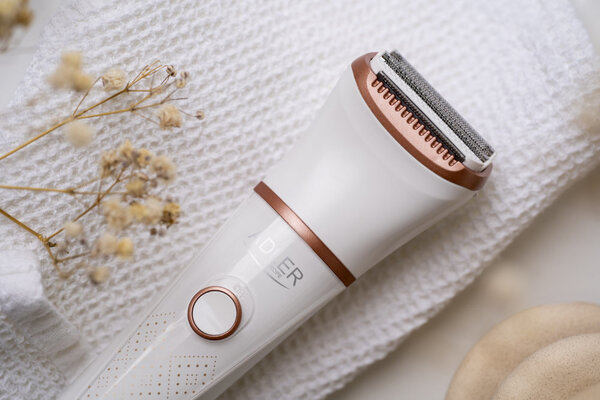 Adler Adler AD 2941 Ladyshave - Wit Adler Adler AD 2941 Ladyshave - Wit