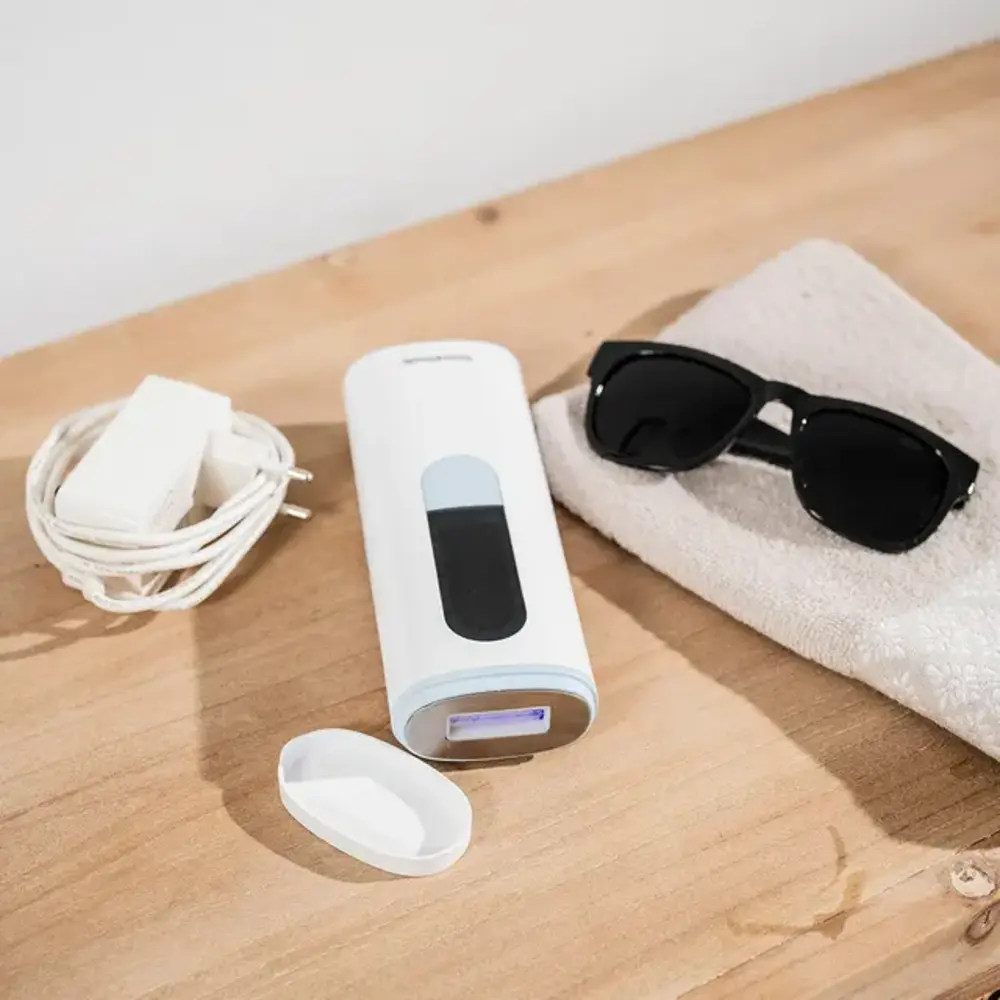 Huismerk Epilator met Gepulseerd Licht, Koude Functie en Accessoires Voordeligscheren Huismerk Epilator met Gepulseerd Licht, Koude Functie en Accessoires Voordeligscheren