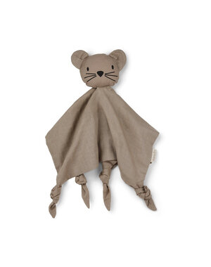 Nuuroo Arie hugging cloth