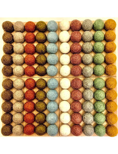 Papoose Toys 2cm Felt Balls Earth/100pc