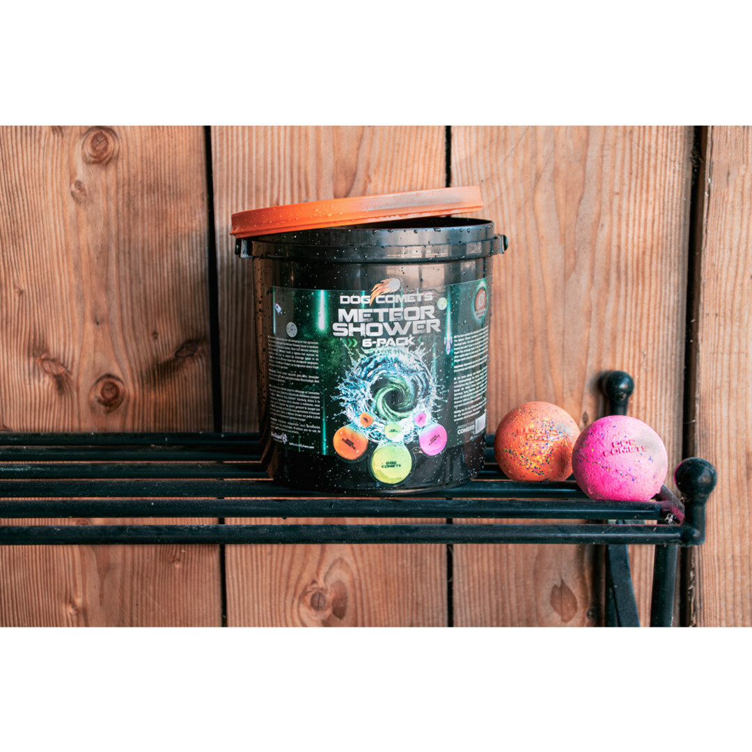 Meteor Shower (Emmer met 6 M Stardust ballen)