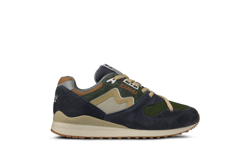 Karhu Synchron Classic India Ink Kombu Green