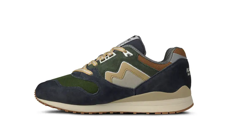 Karhu Synchron Classic India Ink Kombu Green