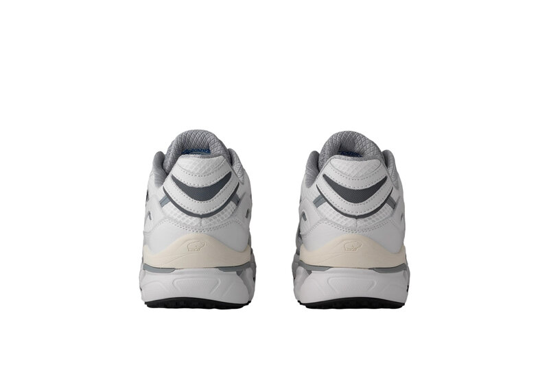 Karhu Super Fulcrum White Deep Dive