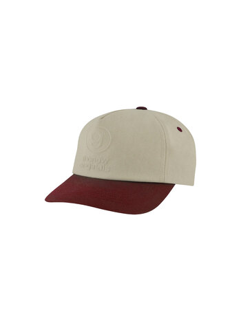 The New Originals 9 Emblem Cap White Alyssum Red