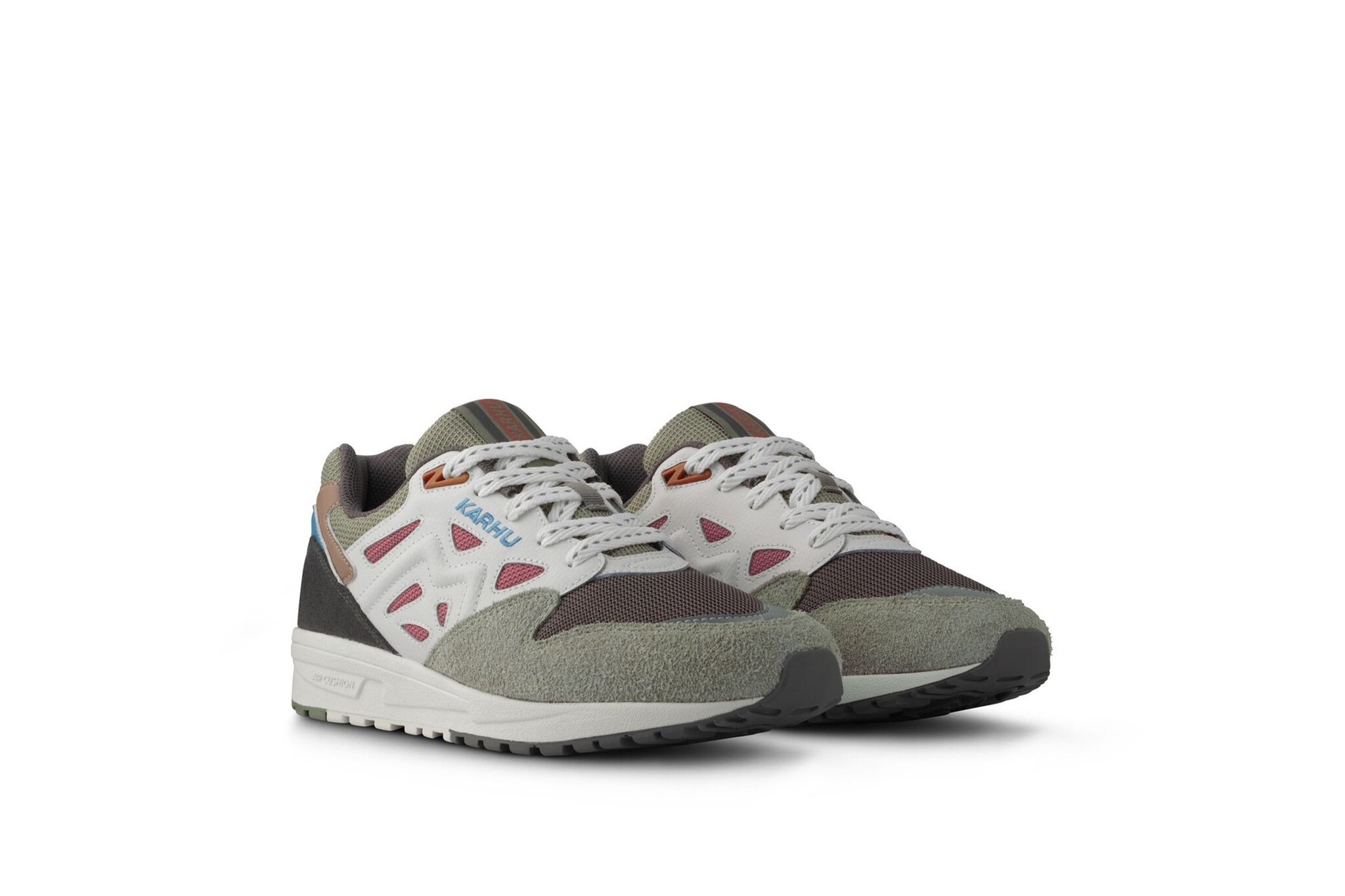 Karhu Legacy 96 Dark Gull Gray Light Mahogany