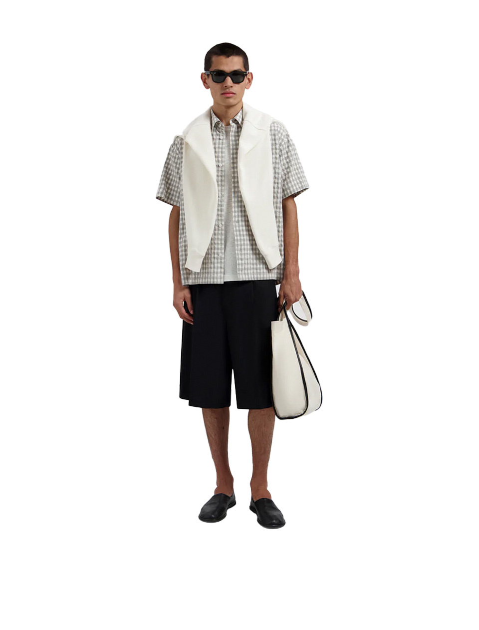 OLAF Tropical Wool Blend Tailored Shorts Black