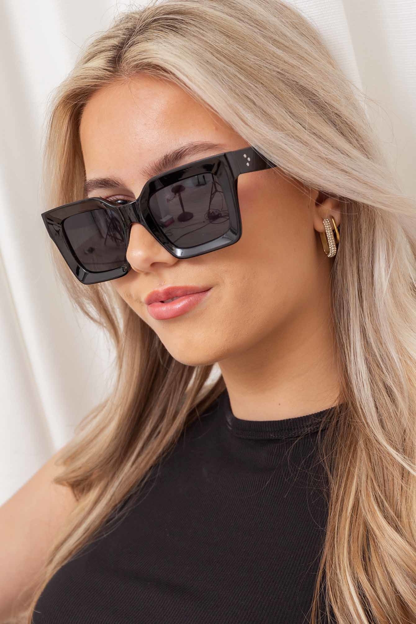 Shop zwarte zonnebril Elise Store