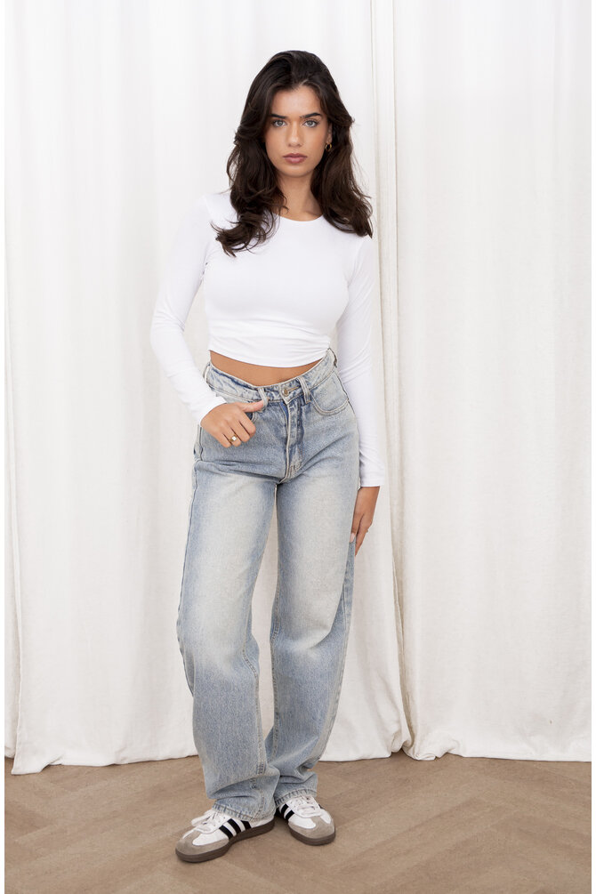 Jeans Met Gescheurde Achterkant